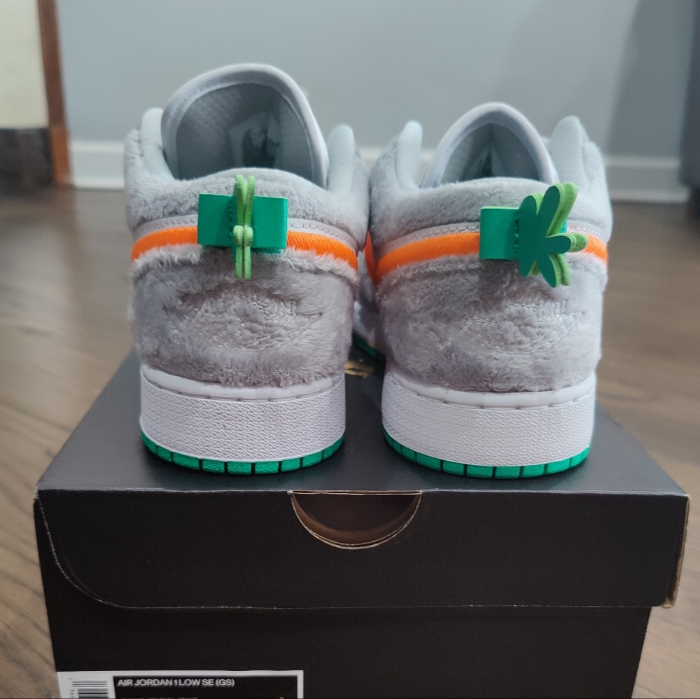 Air Jordan 1 low GS Rabbit - Picture 6 of 6